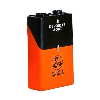 Coletor para pilhas e baterias grande em formato de bateria 9 volts laranja e preto